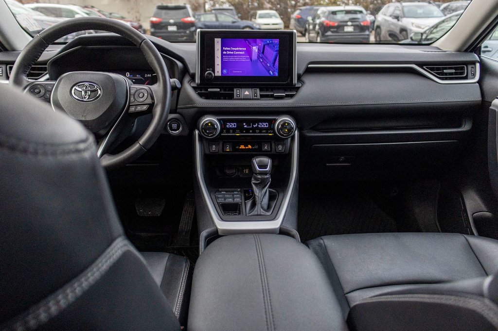 2023 Toyota RAV4 XLE PREMIUM **JAMAIS ACCIDENTÉ+CUIR+TOIT+19PO** in Charlemagne, Quebec - 24 - w1024h768px