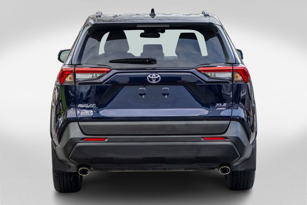 2023 Toyota RAV4 XLE PREMIUM **JAMAIS ACCIDENTÉ+CUIR+TOIT+19PO** in Charlemagne, Quebec - 5 - w1024h768px