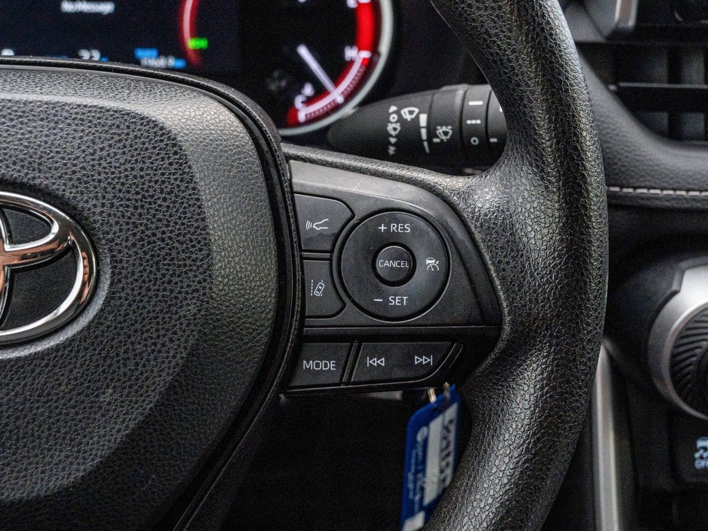 Toyota RAV4 LE AWD**JAMAIS ACCIDENTÉ + SIÈGES AVANT CHAUFFANTS 2023 à Saint-Jérôme, Québec - 11 - w1024h768px