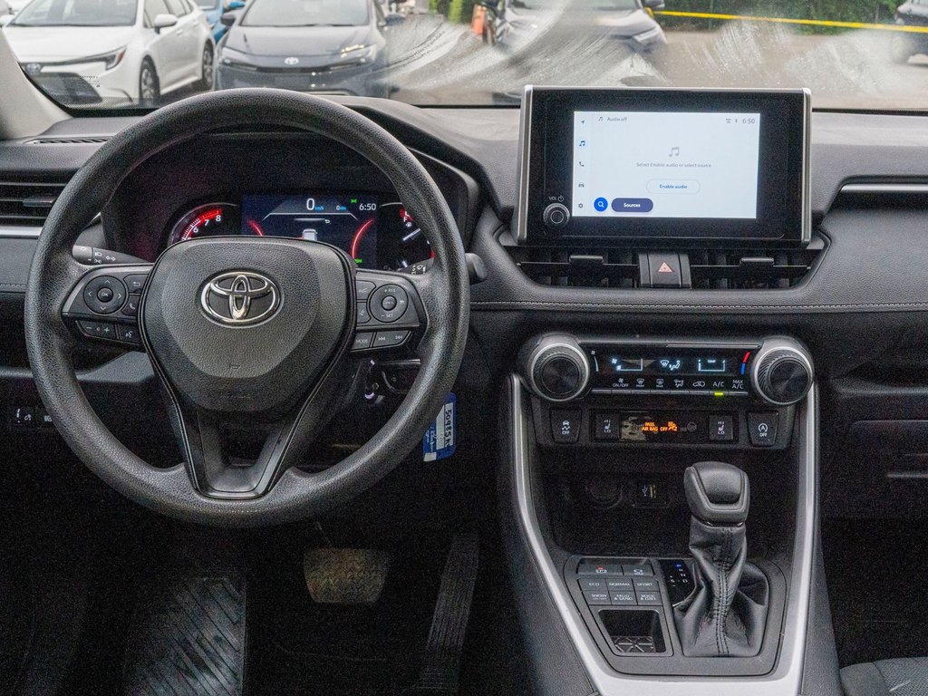Toyota RAV4 LE AWD**JAMAIS ACCIDENTÉ + SIÈGES AVANT CHAUFFANTS 2023 à Saint-Jérôme, Québec - 7 - w1024h768px