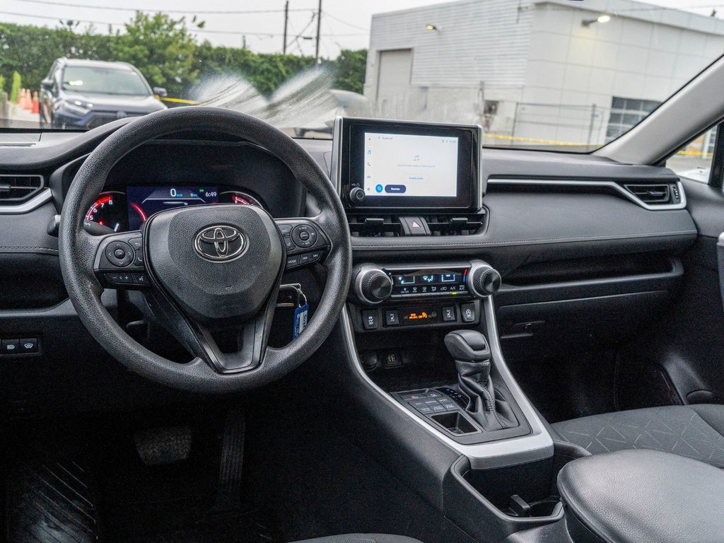 Toyota RAV4 LE AWD**JAMAIS ACCIDENTÉ + SIÈGES AVANT CHAUFFANTS 2023 à Saint-Jérôme, Québec - 6 - w1024h768px