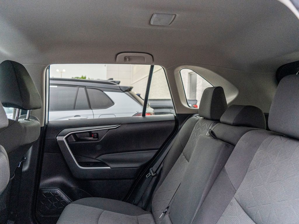 Toyota RAV4 LE AWD**JAMAIS ACCIDENTÉ + SIÈGES AVANT CHAUFFANTS 2023 à Saint-Jérôme, Québec - 24 - w1024h768px