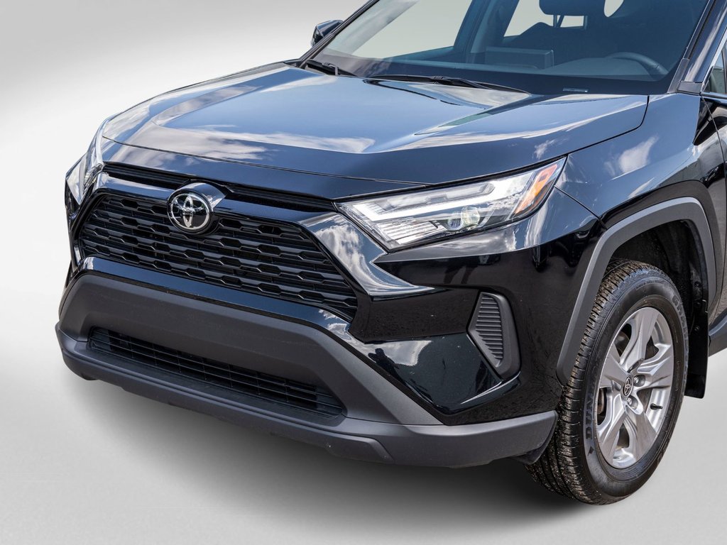 2023 Toyota RAV4 XLE AWD **TOIT+MAG+CAMÉRA+CARPLAY+ANDROID AUTO** in Saint-Jérôme, Quebec - 22 - w1024h768px