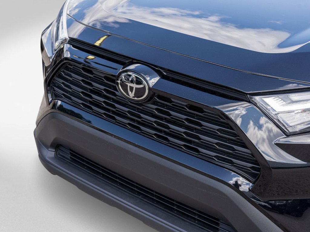 2023 Toyota RAV4 XLE AWD **TOIT+MAG+CAMÉRA+CARPLAY+ANDROID AUTO** in Saint-Jérôme, Quebec - 24 - w1024h768px