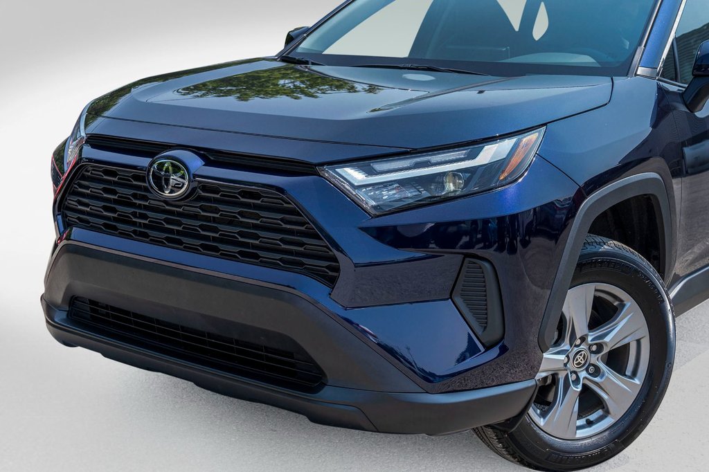 2024 Toyota RAV4 XLE AWD **JAMAIS ACCIDENTÉ+CARPLAY+CAMÉRA+MAG** in Charlemagne, Quebec - 29 - w1024h768px
