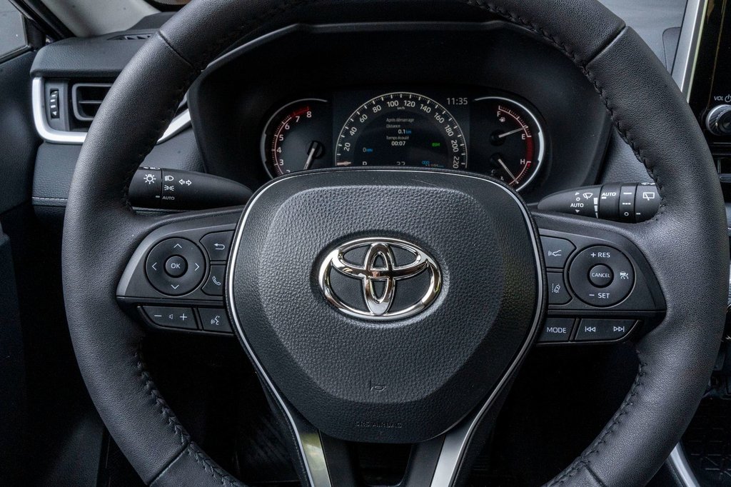 2024 Toyota RAV4 XLE AWD **JAMAIS ACCIDENTÉ+CARPLAY+CAMÉRA+MAG** in Charlemagne, Quebec - 9 - w1024h768px