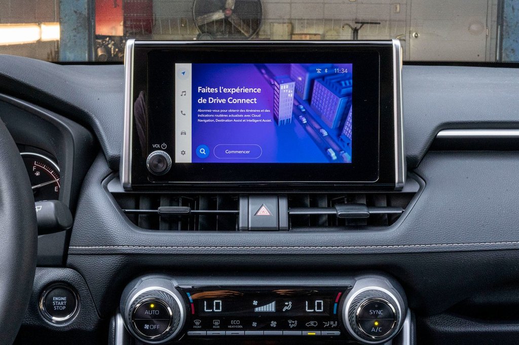 2024 Toyota RAV4 XLE AWD **JAMAIS ACCIDENTÉ+CARPLAY+CAMÉRA+MAG** in Charlemagne, Quebec - 8 - w1024h768px