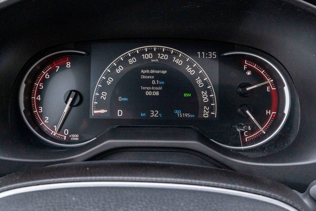 2024 Toyota RAV4 XLE AWD **JAMAIS ACCIDENTÉ+CARPLAY+CAMÉRA+MAG** in Charlemagne, Quebec - 16 - w1024h768px