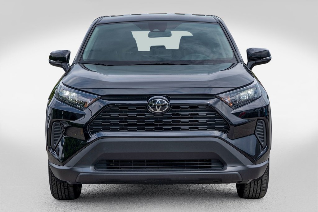 2024 Toyota RAV4 LE AWD **CARPLAY+ANDROID AUTO+CAMÉRA** in Charlemagne, Quebec - 2 - w1024h768px