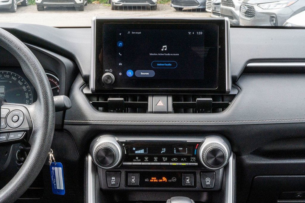 2024 Toyota RAV4 LE AWD **CARPLAY+ANDROID AUTO+CAMÉRA** in Charlemagne, Quebec - 8 - w1024h768px