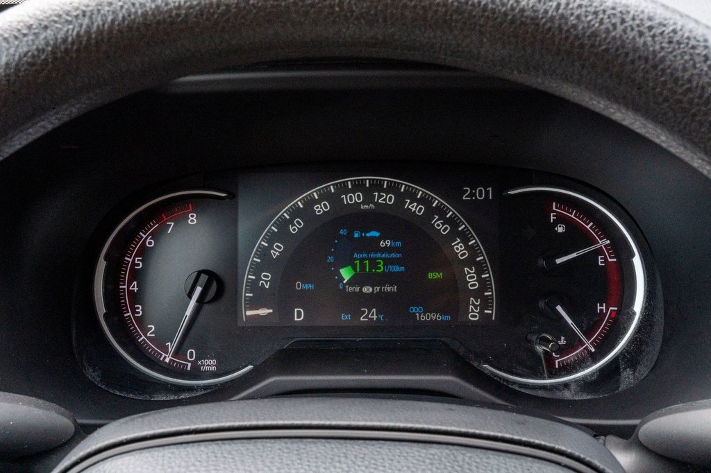 2024 Toyota RAV4 LE AWD **CARPLAY+ANDROID AUTO+CAMÉRA** in Charlemagne, Quebec - 16 - w1024h768px