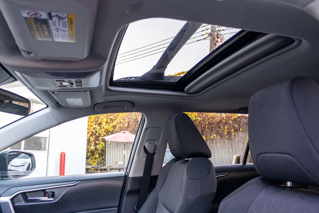 2024 Toyota RAV4 Hybrid XLE in Charlemagne, Quebec - 28 - w1024h768px