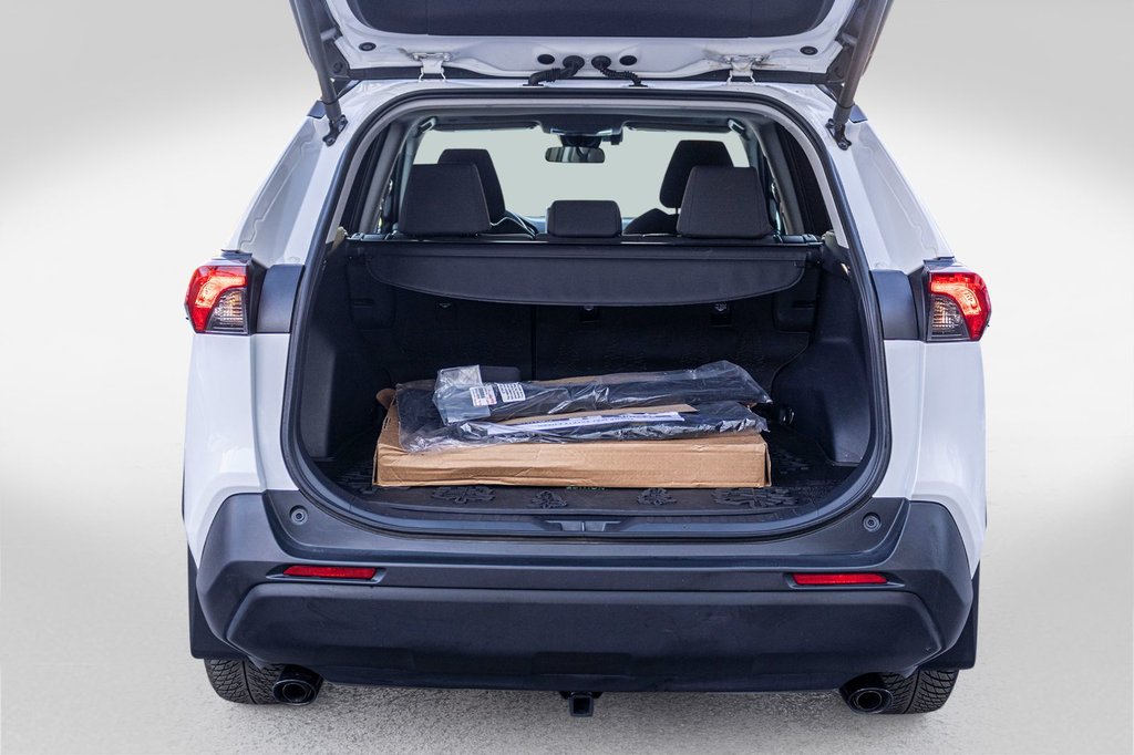 2024 Toyota RAV4 Hybrid XLE in Charlemagne, Quebec - 32 - w1024h768px