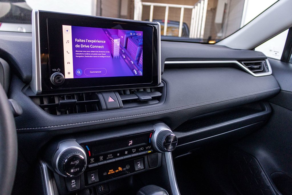 2024 Toyota RAV4 Hybrid XLE in Charlemagne, Quebec - 13 - w1024h768px