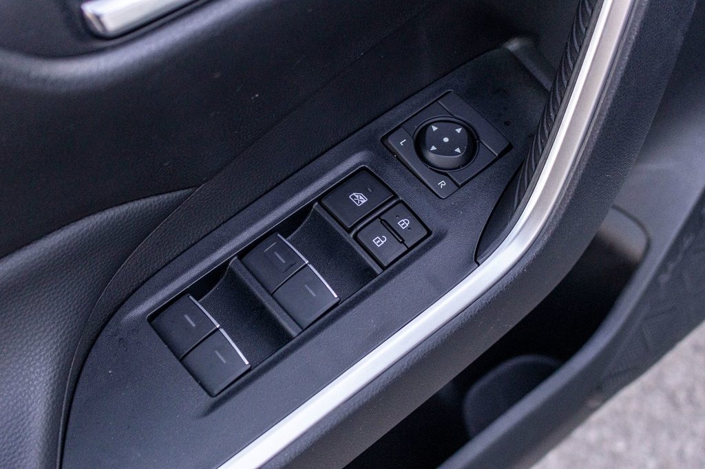 2024 Toyota RAV4 Hybrid XLE in Charlemagne, Quebec - 30 - w1024h768px