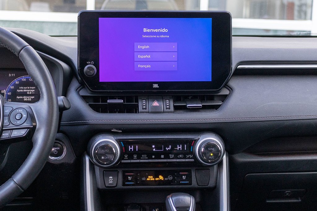 Toyota RAV4 Hybrid Limited 2024 à Charlemagne, Québec - 8 - w1024h768px