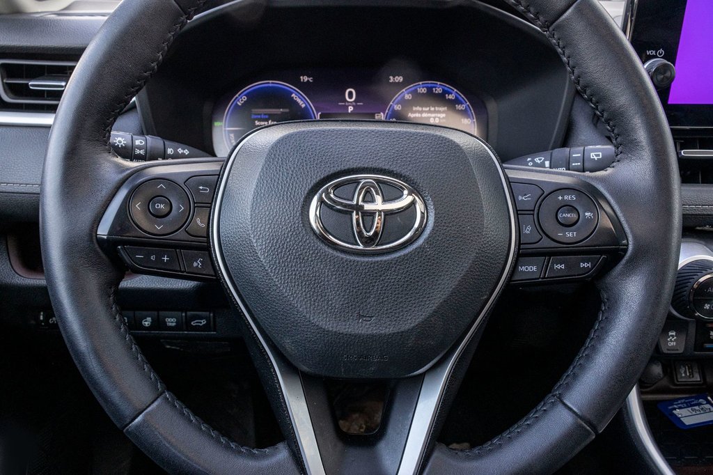 Toyota RAV4 Hybrid Limited 2024 à Charlemagne, Québec - 9 - w1024h768px
