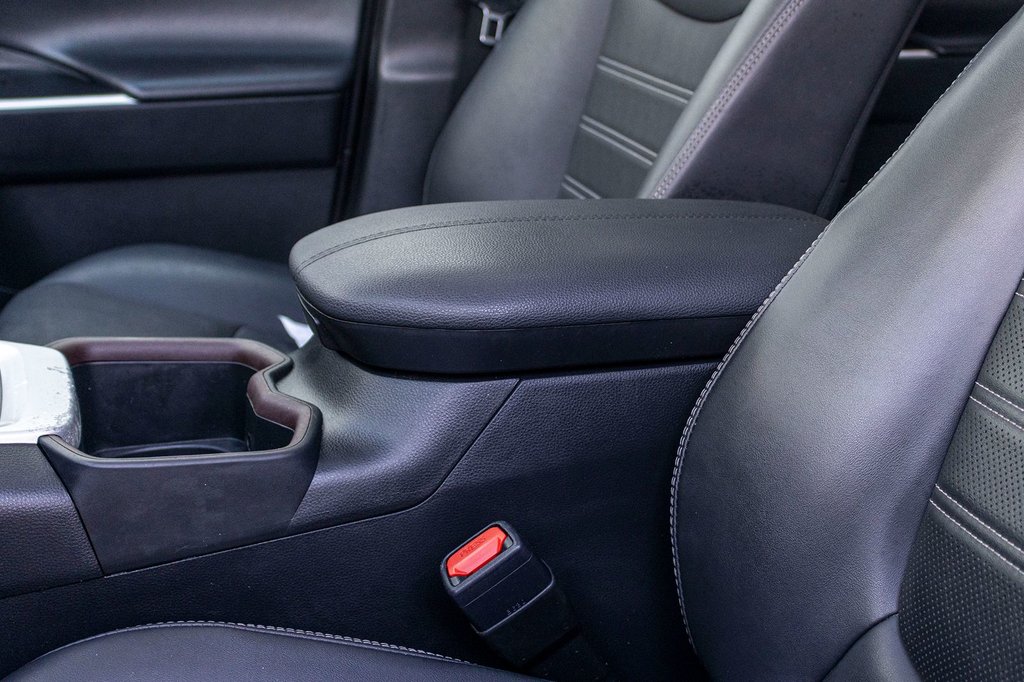 Toyota RAV4 Hybrid Limited 2024 à Charlemagne, Québec - 28 - w1024h768px