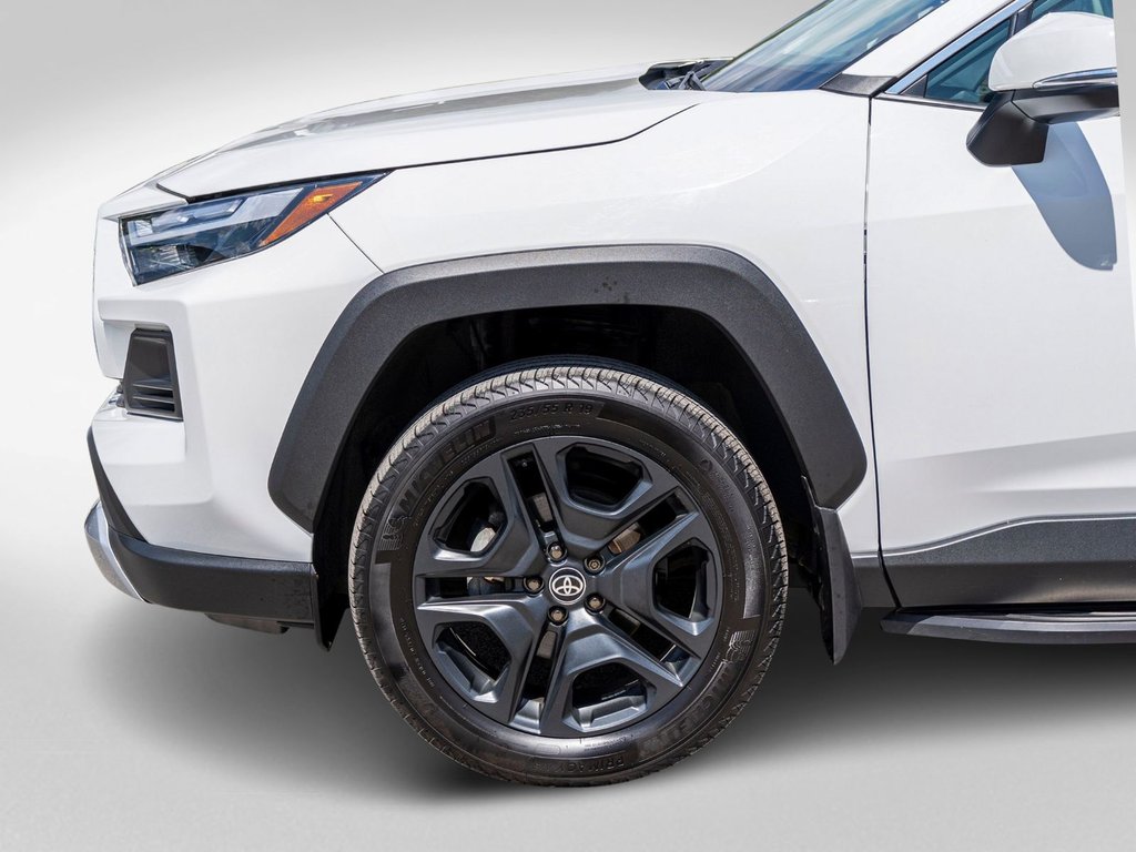 2024 Toyota RAV4 TRAIL **AUCUN CARFAX**TOIT+CUIR+19PO+CARPLAY** in Saint-Jérôme, Quebec - 29 - w1024h768px