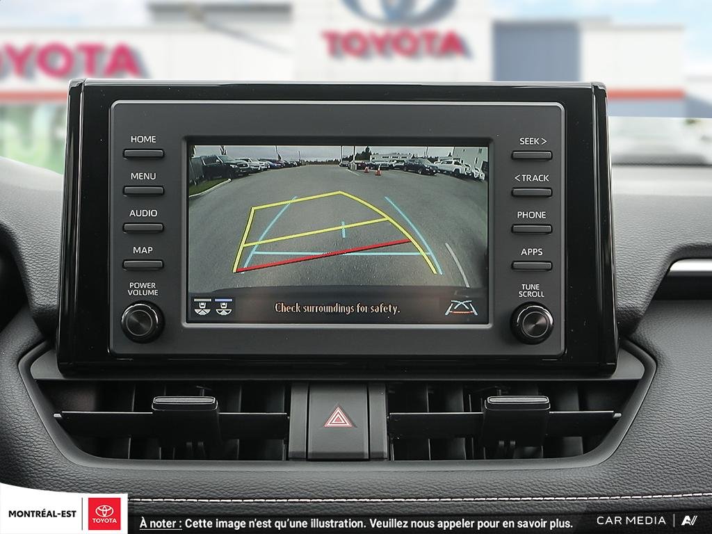2025 Toyota RAV4 XLE in Charlemagne, Quebec - 14 - w1024h768px