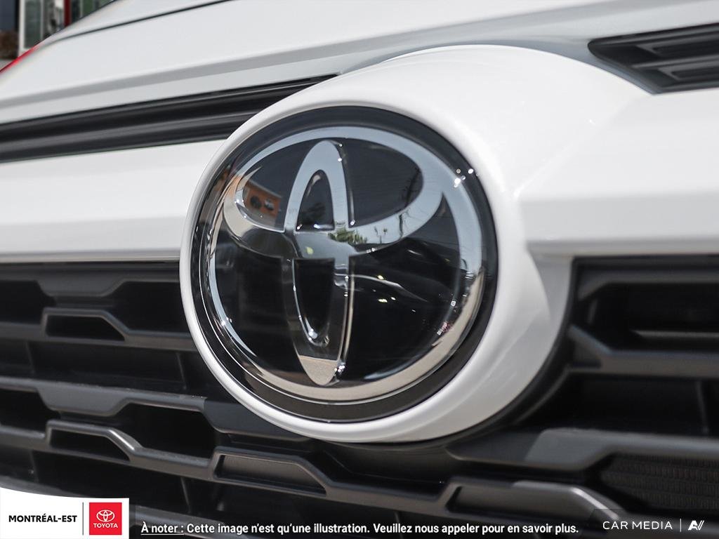 2025 Toyota RAV4 XLE PREMIUM in Charlemagne, Quebec - 9 - w1024h768px