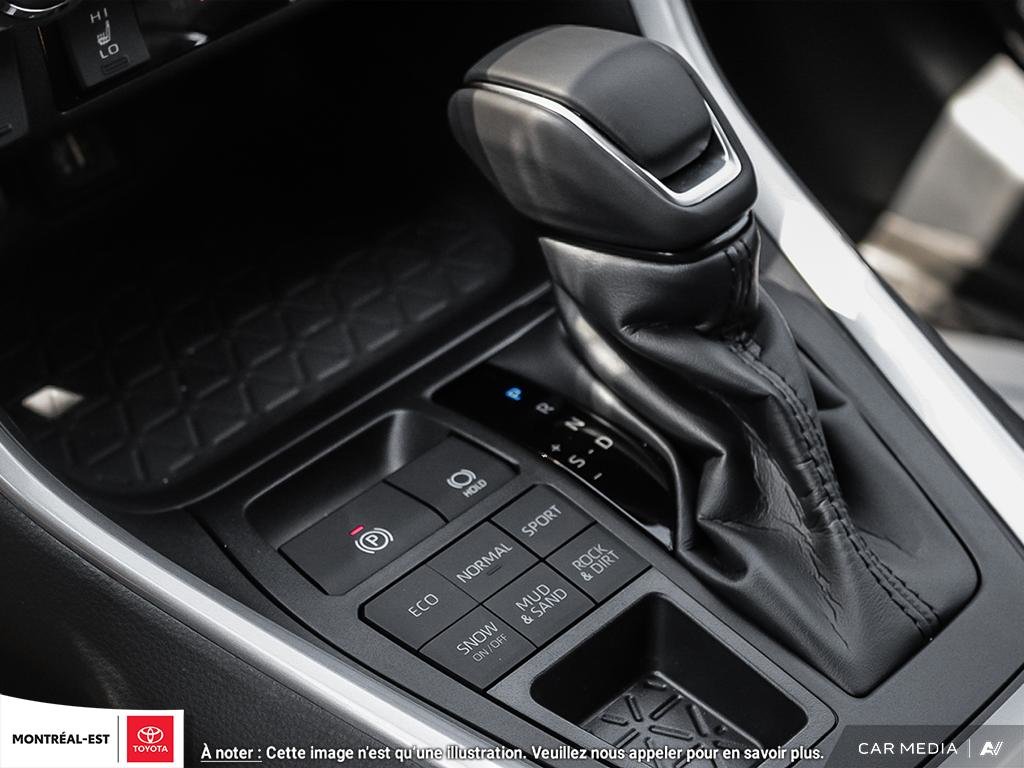 2025 Toyota RAV4 XLE PREMIUM in Charlemagne, Quebec - 15 - w1024h768px