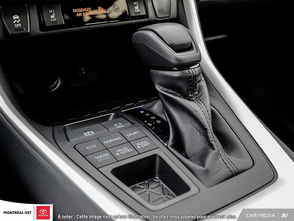 2025 Toyota RAV4 LE in Charlemagne, Quebec - 14 - w1024h768px