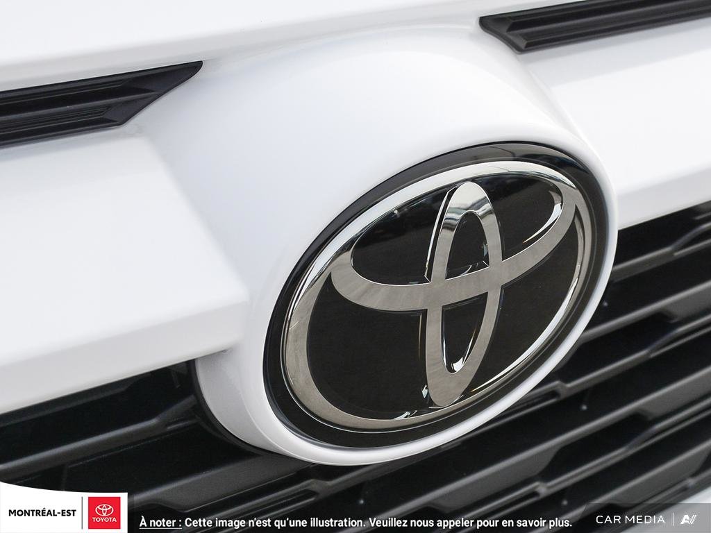 2025 Toyota RAV4 XLE in Charlemagne, Quebec - 9 - w1024h768px
