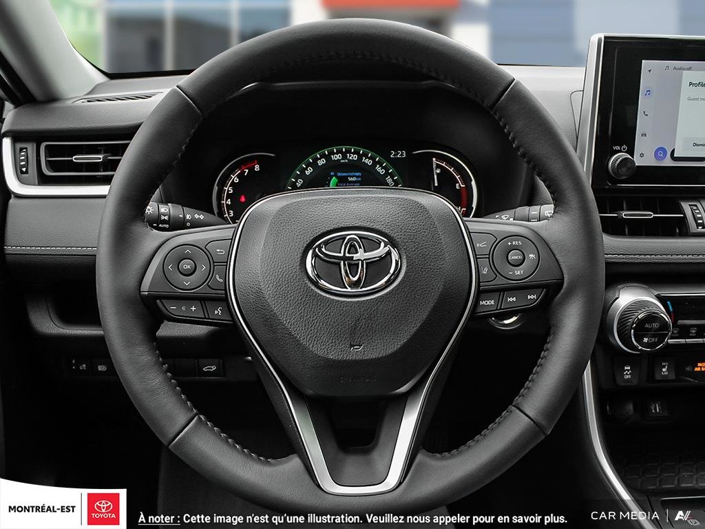 Toyota RAV4 XLE PREMIUM 2025 à Charlemagne, Québec - 11 - w1024h768px