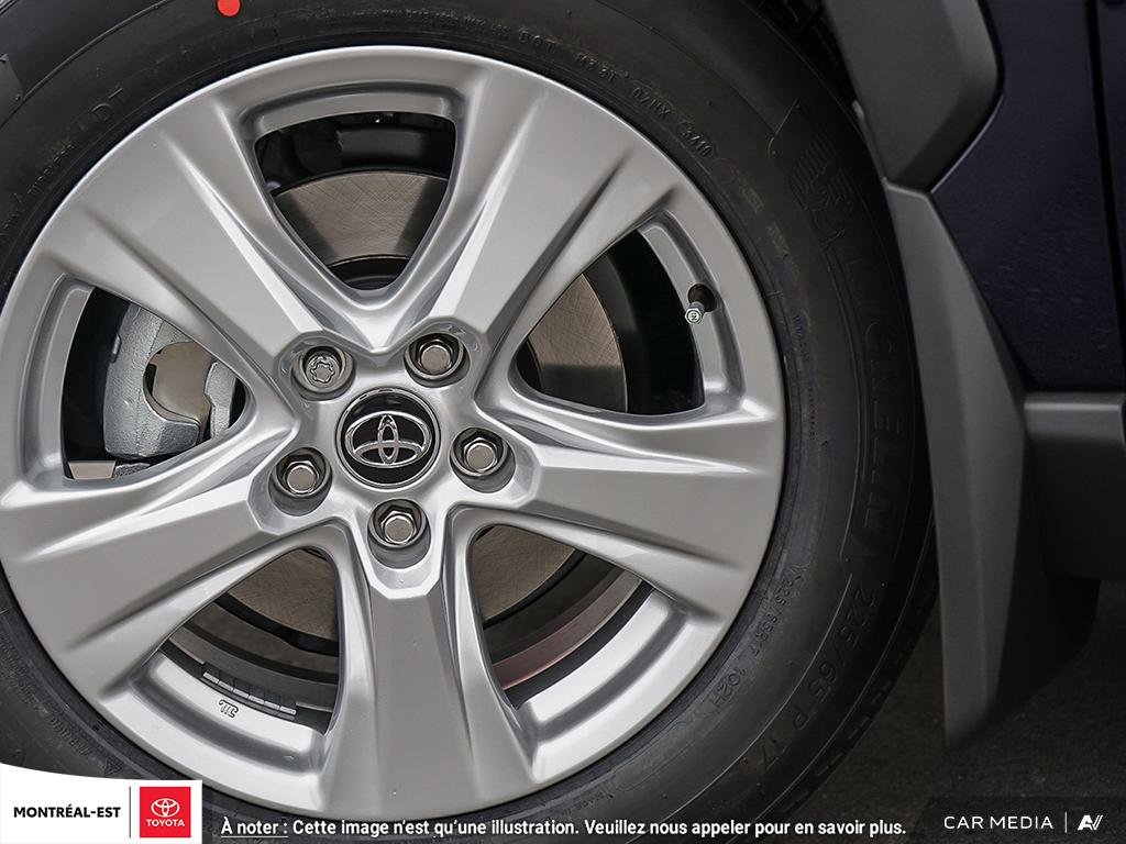 Toyota RAV4 XLE 2025 à Charlemagne, Québec - 8 - w1024h768px