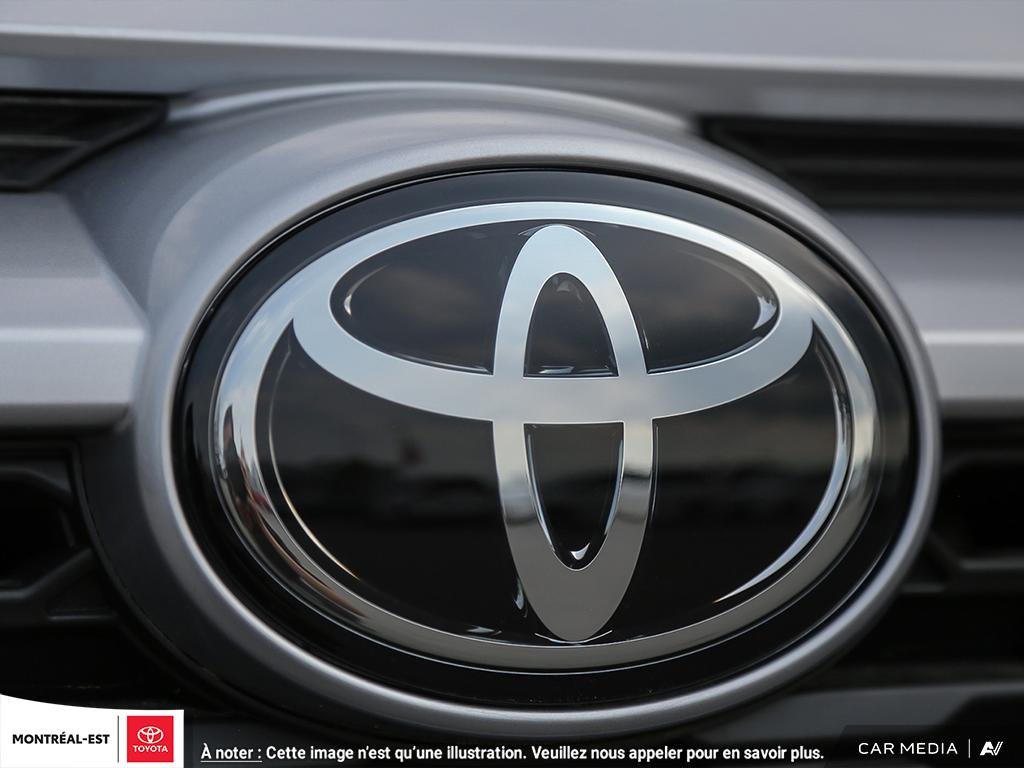2025 Toyota RAV4 XLE in Charlemagne, Quebec - 9 - w1024h768px