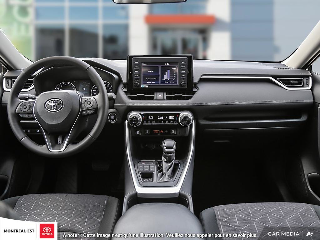 2025 Toyota RAV4 XLE in Charlemagne, Quebec - 18 - w1024h768px