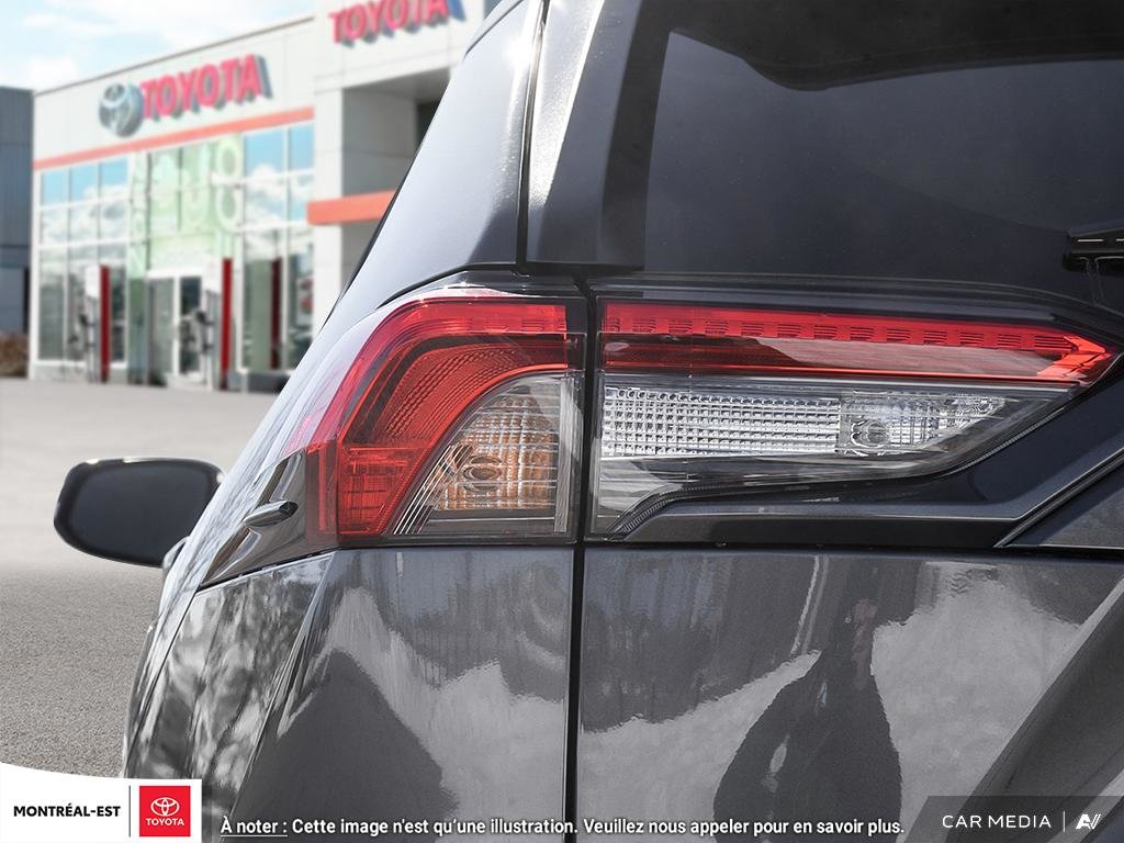 2025 Toyota RAV4 XLE PREMIUM in Charlemagne, Quebec - 10 - w1024h768px