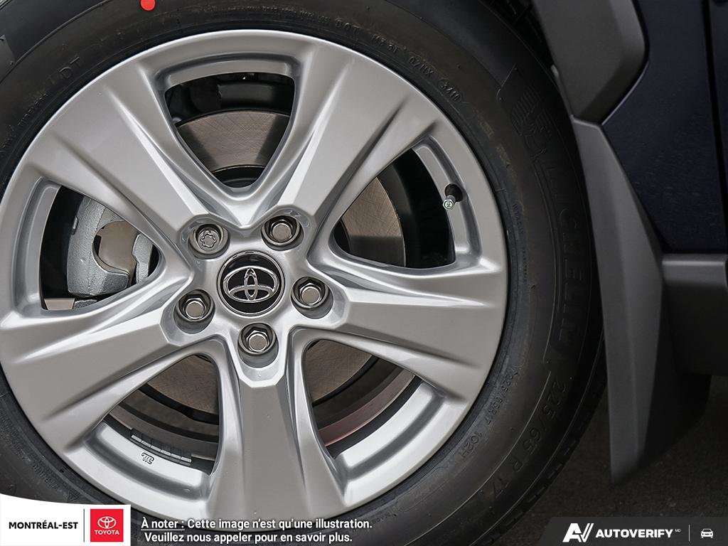 2025 Toyota RAV4 XLE in Charlemagne, Quebec - 8 - w1024h768px