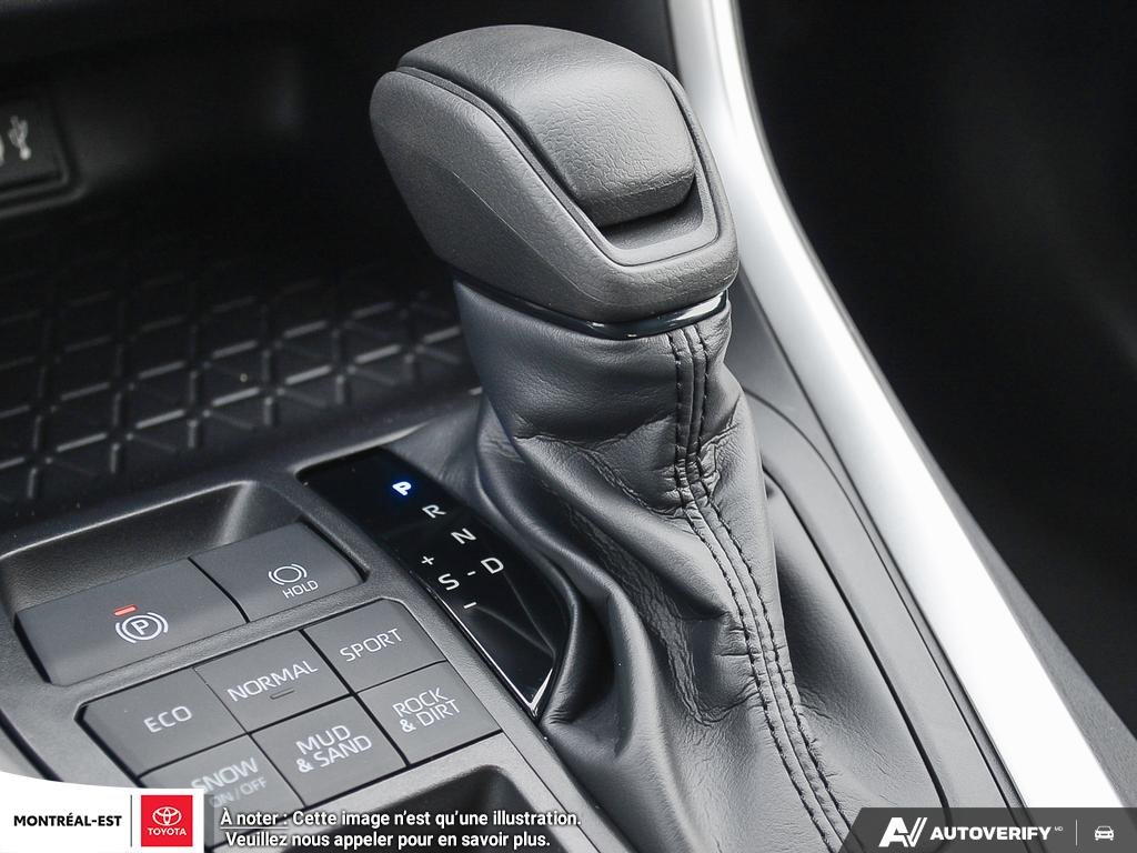 2025 Toyota RAV4 XLE in Charlemagne, Quebec - 13 - w1024h768px