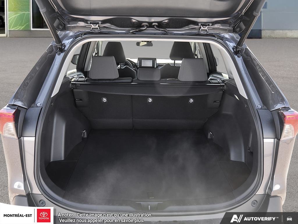 2025 Toyota RAV4 XLE in Charlemagne, Quebec - 7 - w1024h768px