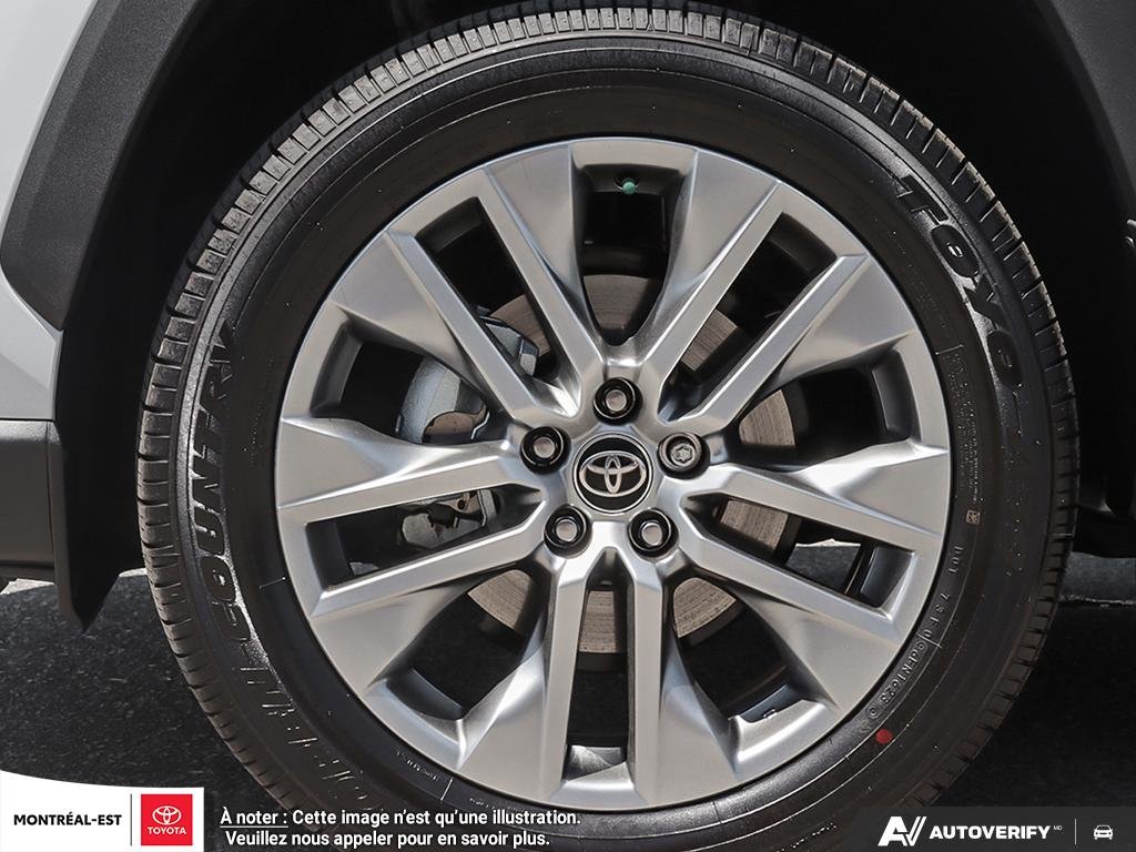 2025 Toyota RAV4 XLE PREMIUM in Charlemagne, Quebec - 8 - w1024h768px