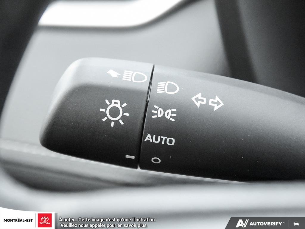 2025 Toyota RAV4 LE in Charlemagne, Quebec - 22 - w1024h768px