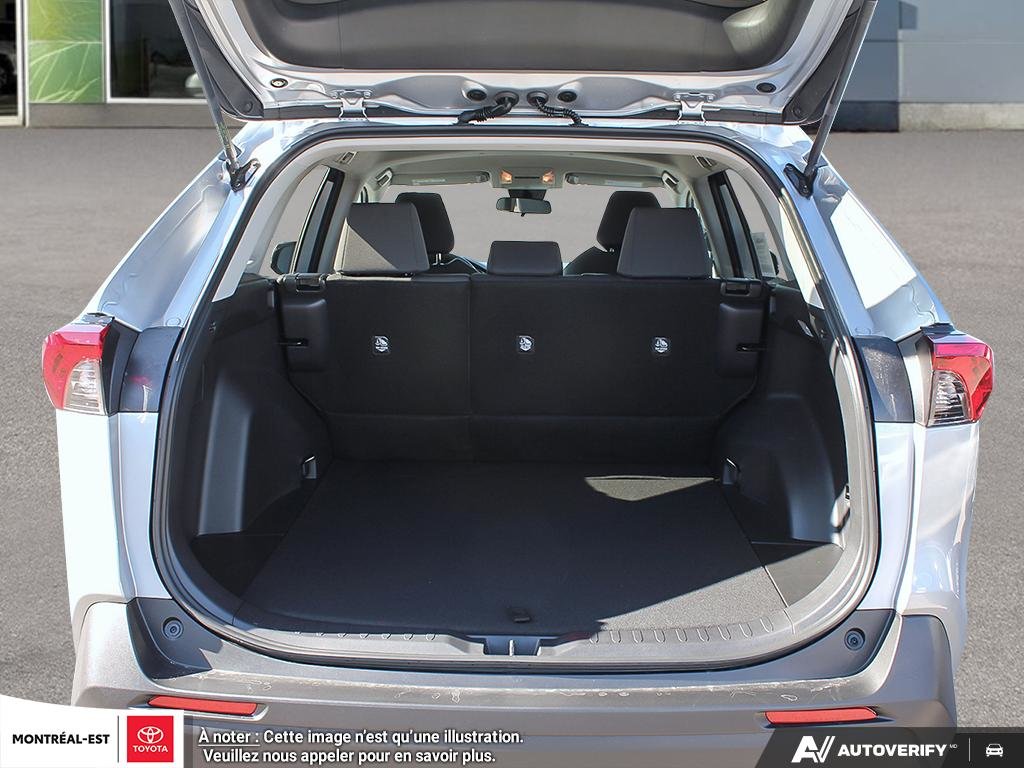 2025 Toyota RAV4 LE in Charlemagne, Quebec - 7 - w1024h768px