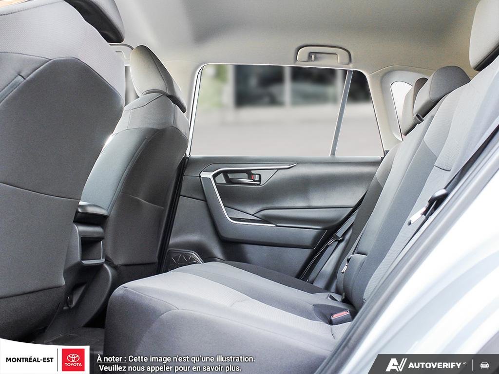 2025 Toyota RAV4 LE in Charlemagne, Quebec - 18 - w1024h768px