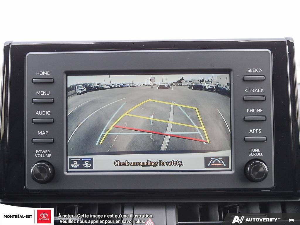 2025 Toyota RAV4 XLE in Charlemagne, Quebec - 14 - w1024h768px