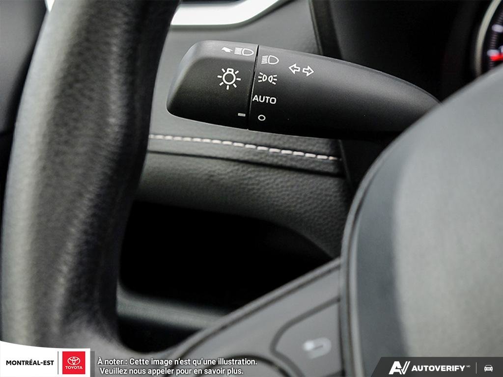 2025 Toyota RAV4 LE in Charlemagne, Quebec - 21 - w1024h768px