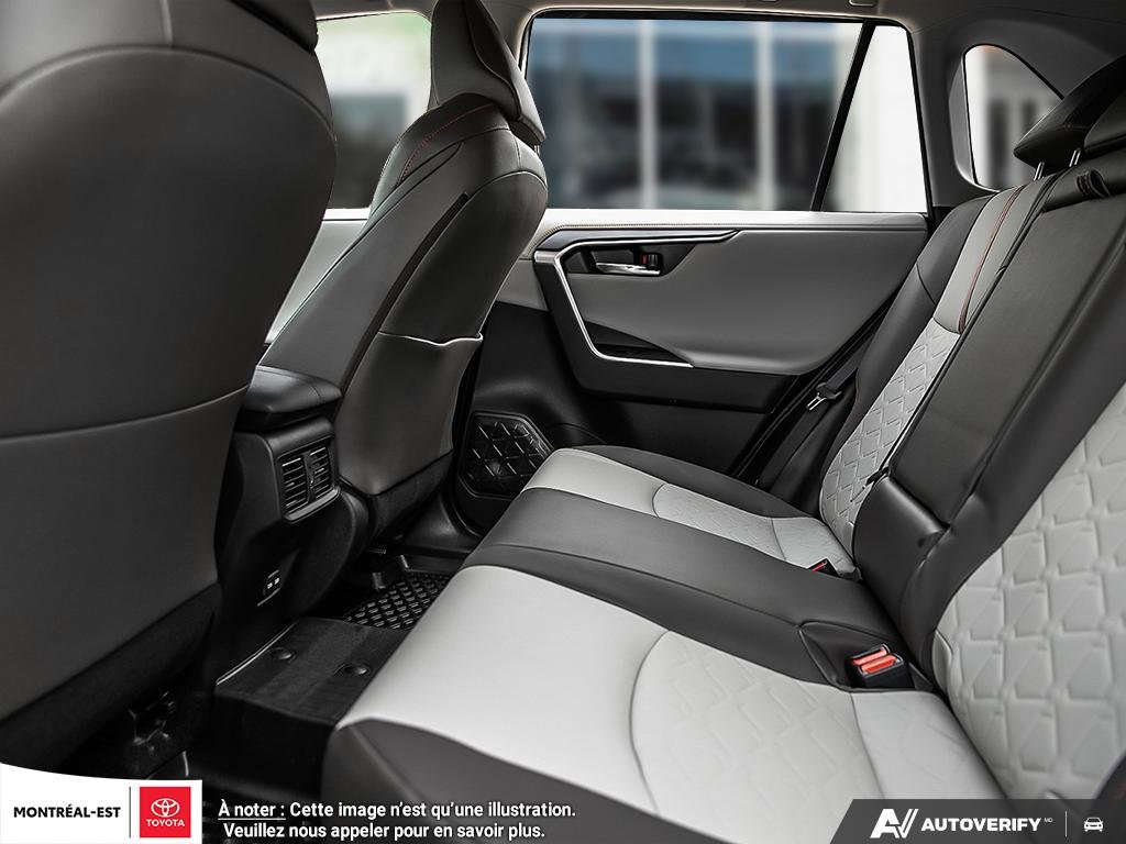 2025 Toyota RAV4 TRAIL in Charlemagne, Quebec - 21 - w1024h768px