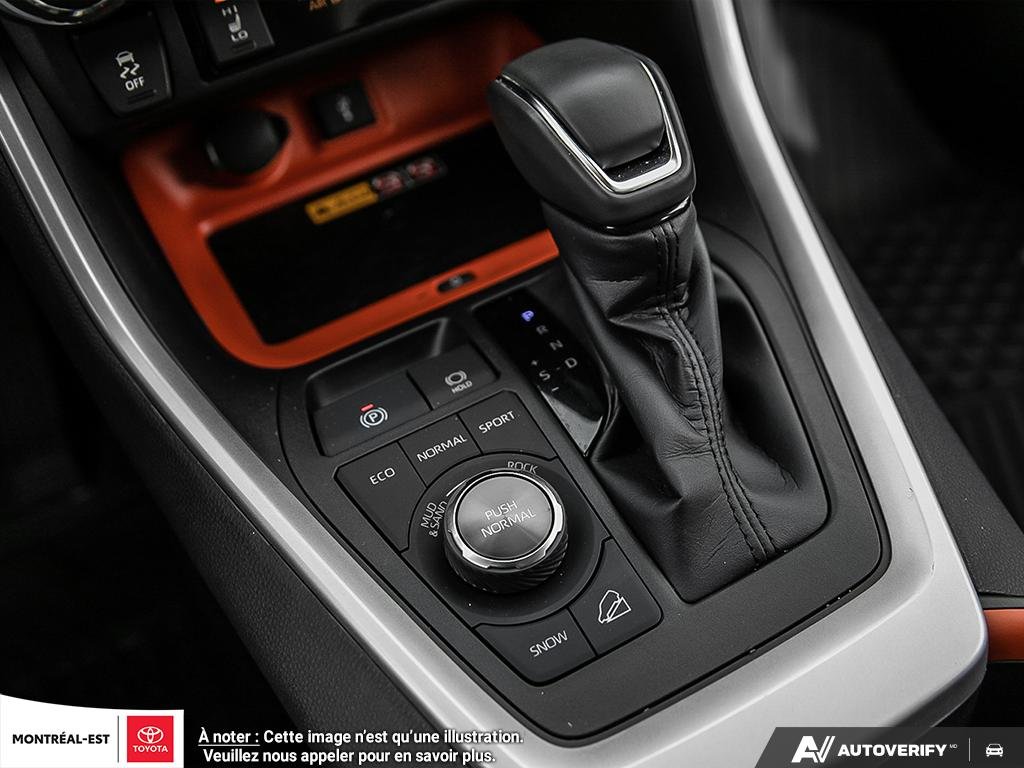 2025 Toyota RAV4 TRAIL in Charlemagne, Quebec - 17 - w1024h768px