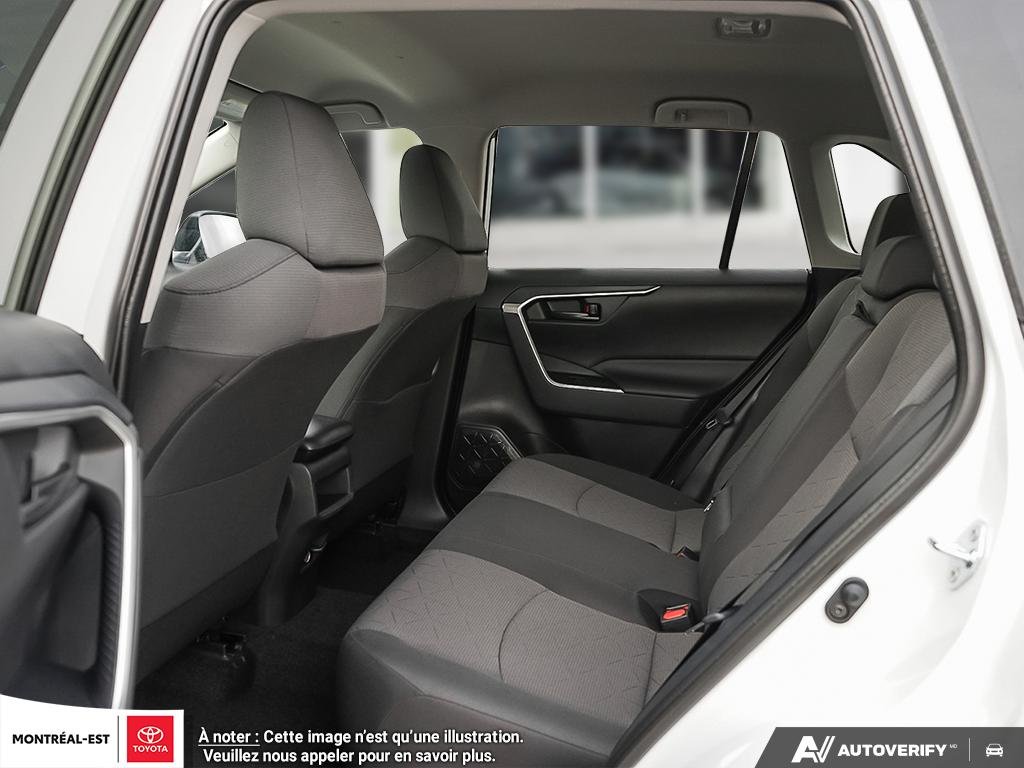 2025 Toyota RAV4 LE in Charlemagne, Quebec - 18 - w1024h768px