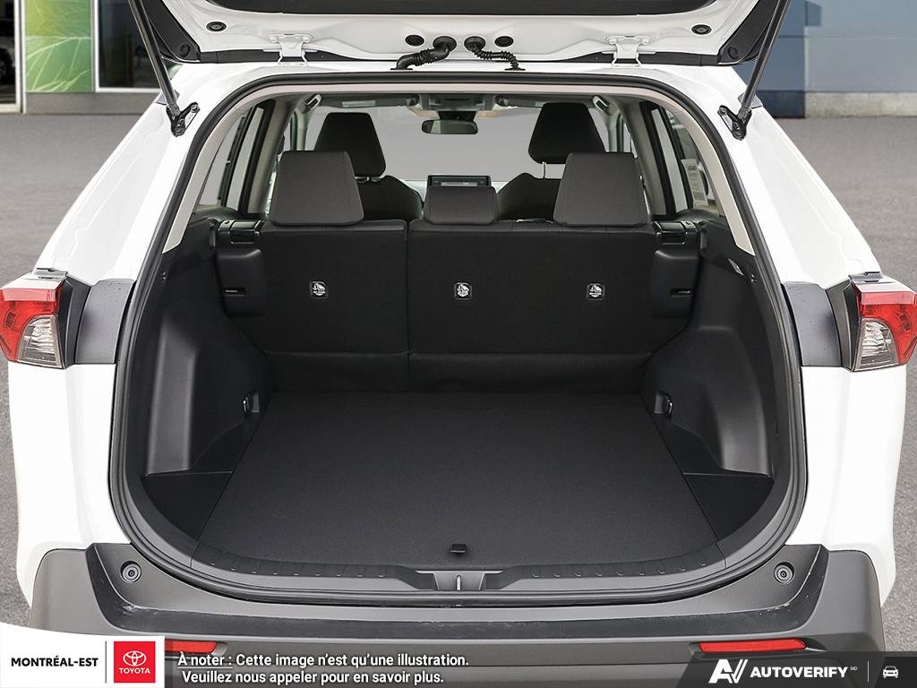 2025 Toyota RAV4 LE in Charlemagne, Quebec - 7 - w1024h768px