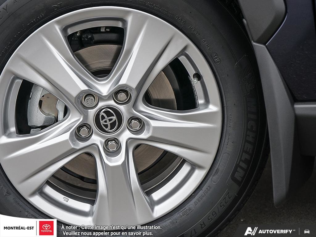 2025 Toyota RAV4 XLE in Charlemagne, Quebec - 8 - w1024h768px