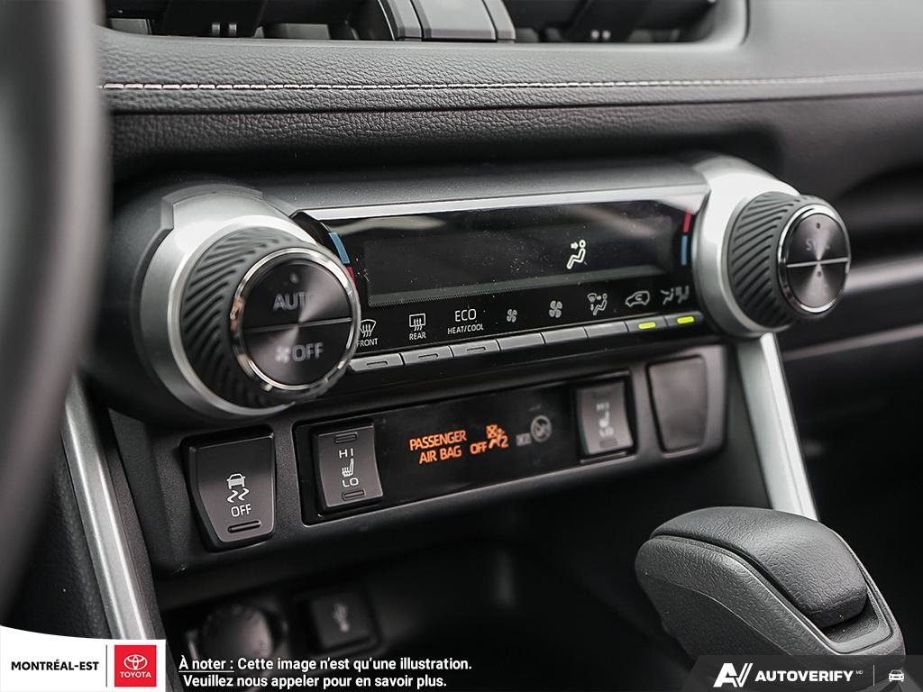 2025 Toyota RAV4 XLE in Charlemagne, Quebec - 18 - w1024h768px