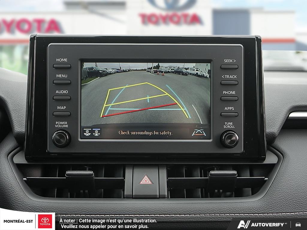 2025 Toyota RAV4 XLE in Charlemagne, Quebec - 14 - w1024h768px