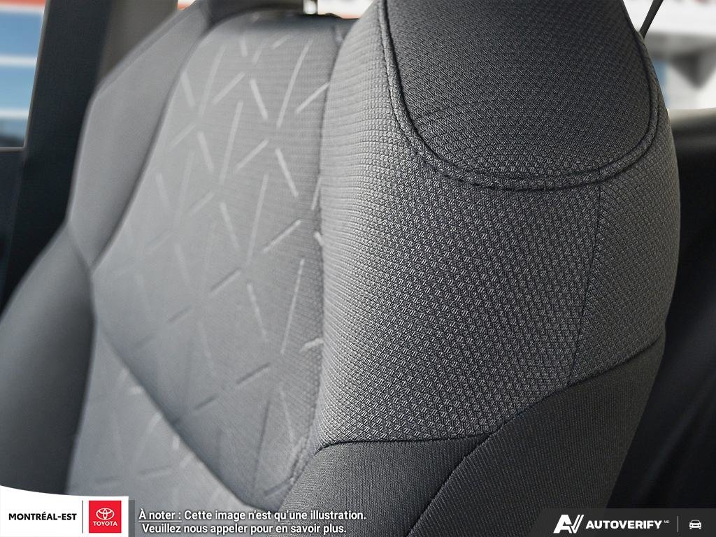 2025 Toyota RAV4 XLE in Charlemagne, Quebec - 19 - w1024h768px